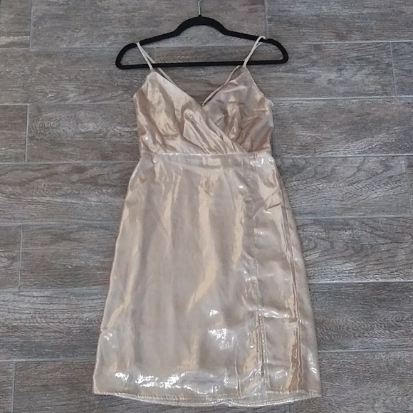 4SI3NNA Remi Gold Metallic Mini Dress.Small, Sexy Open Back with Straps.S - Picture 3 of 13